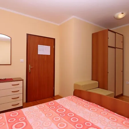 Guest house Double 5299b 3*