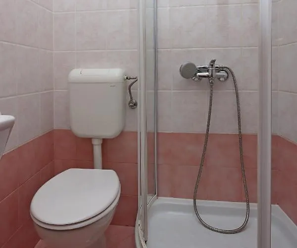 Double 5299b Pensionat Vrbnik (Primorje-Gorski Kotar)